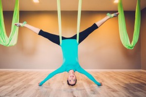 Anti Gravity Yoga - Akrobaten in Aktion!