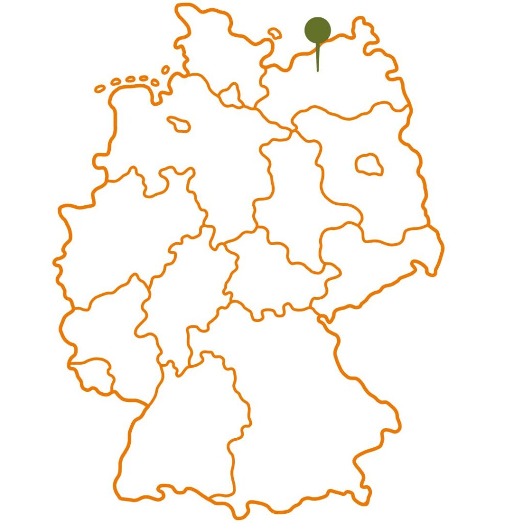 Zu sehen ist die Deutschlandkarte, auf der ein Pin mit dem Standort des Hofs in Mecklenburg-Vorpommern verlinkt ist.